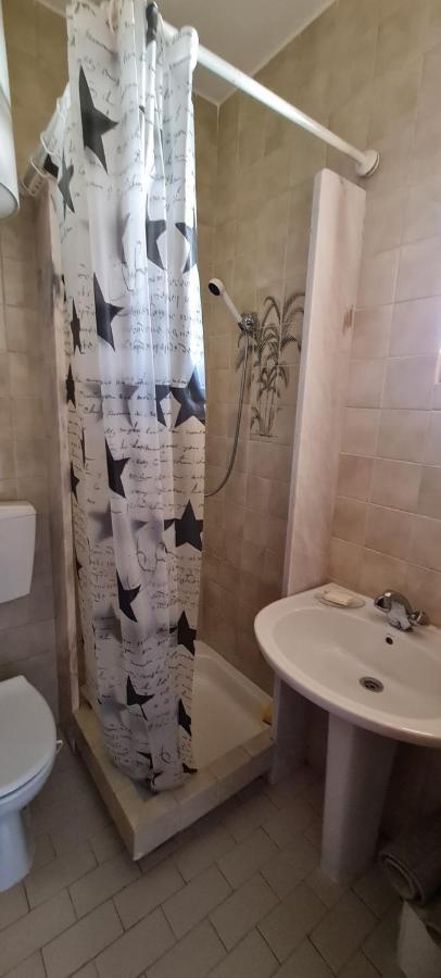Donana 91 Apartment ลากอส ภายนอก รูปภาพ